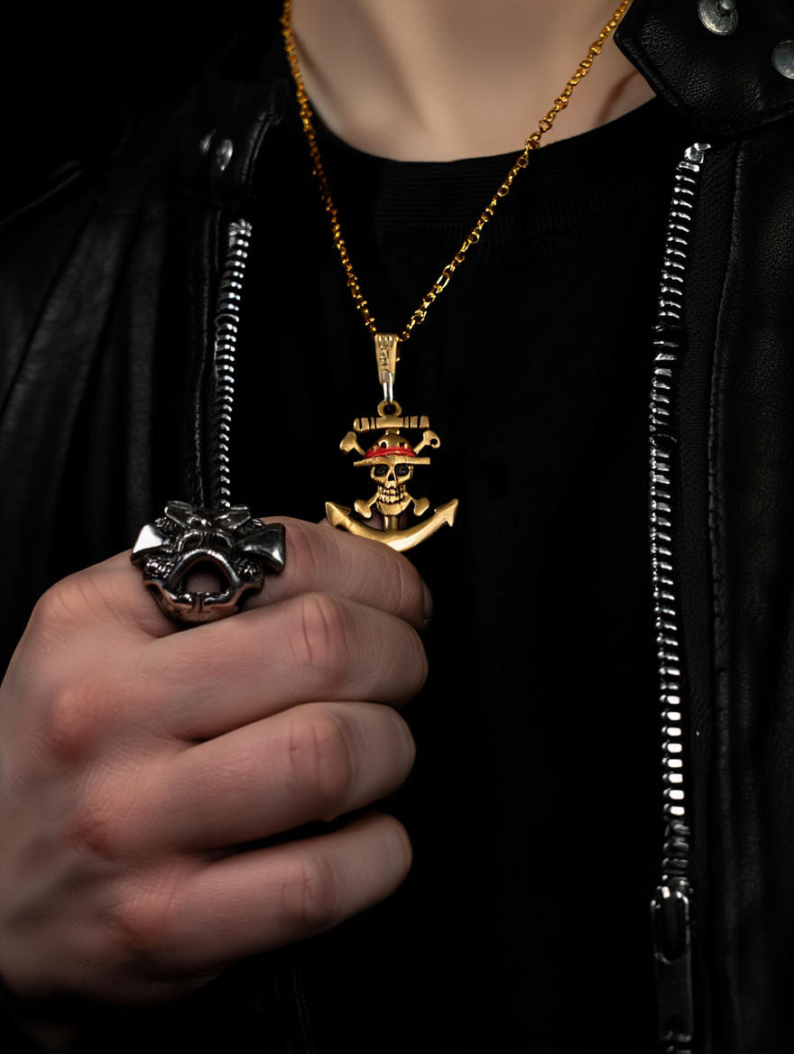 ONE PIECE / PENDANT WITH CHAIN